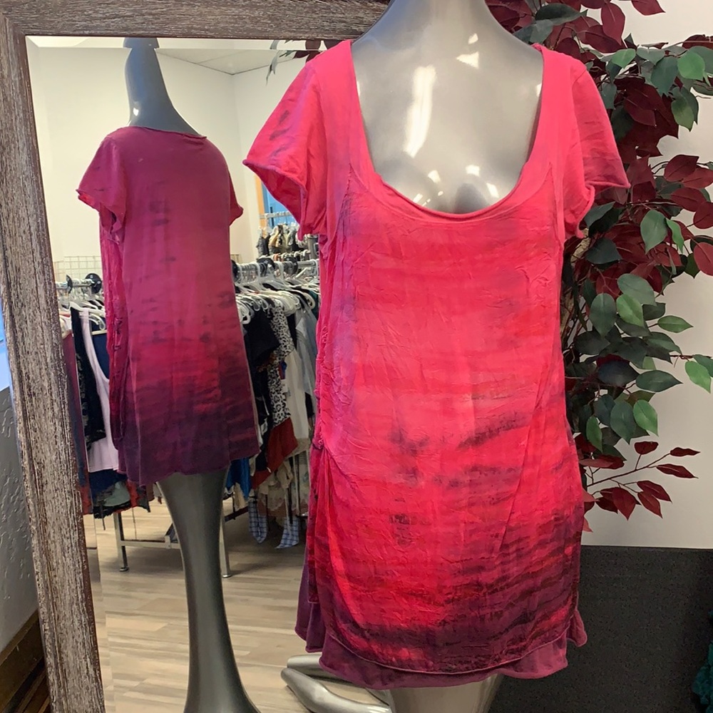 EUC LOVE & LIBERTY TUNIC TOP